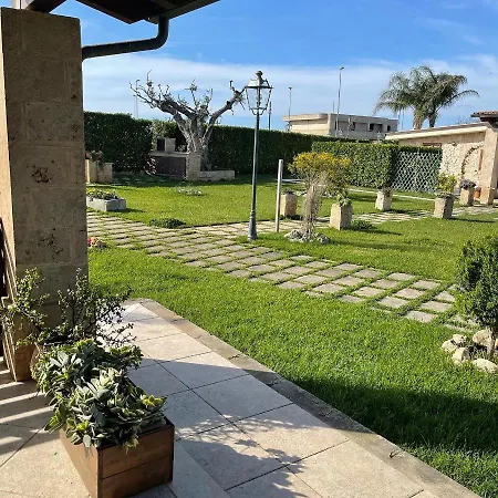 Masseria Giamarra * カルピニャーノ・サレンティーノ